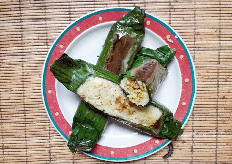 Nasi Bakar Ayam Suwir