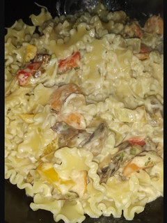 Una foto de Pasta italiana con verduras