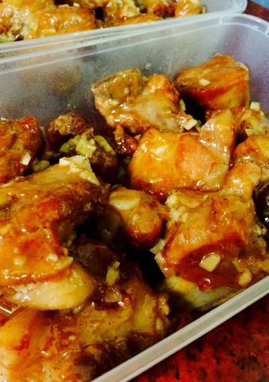 Hình của món Sườn xào chua ngọt.