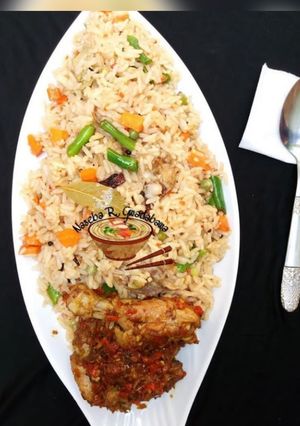 A picture of Arabian fried rice.