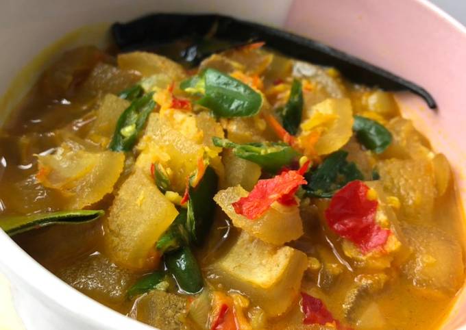 Anti Ribet, Bikin Kikil Pedas Bumbu Kuning #dapurwiwin 👩🏻‍🍳 Anti Gagal