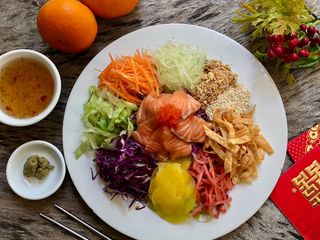 Yu Sheng (Salad khas Imlek)