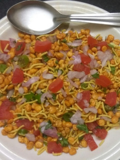 ચણા દાળ ભેળ (Chana Dal Bhel Recipe In Gujarati) રેસીપી મુખ્ય ફોટો
