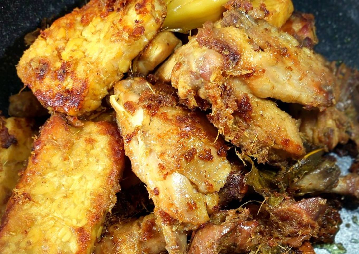365. Ayam goreng Lengkuas
