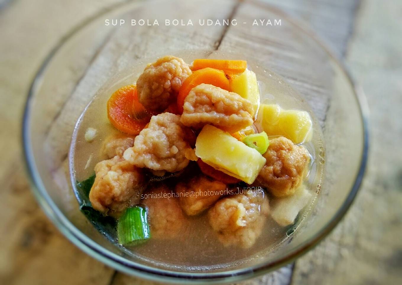 Sup Bola-Bola Udang Ayam