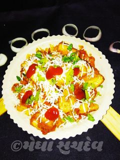 ક્રિસ્પી બ્રેડ ચાટ રેસીપી મુખ્ય ફોટો