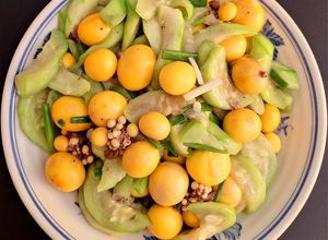 Hình của món Trứng gà non xào mướp.