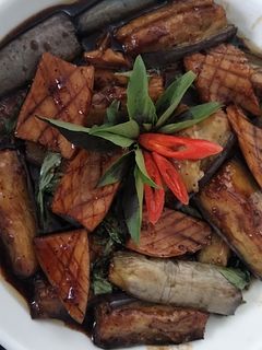 Hình của món Nấm đùi gà kho cà tím.