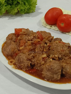 Foto resep Semur Bola-bola Daging Telur Puyuh