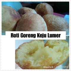 A picture of Roti Goreng keju lumer.