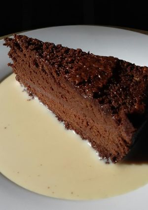 Une photo de 🍫Gâteau Chocolat façon GrandMère Crème Anglaise Cannelle
