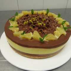Una foto de Tarta mousse de chocolate y naranja