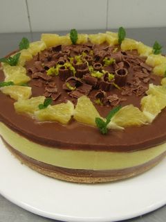 Una foto de Tarta mousse de chocolate y naranja