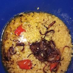 A picture of Urad dal.