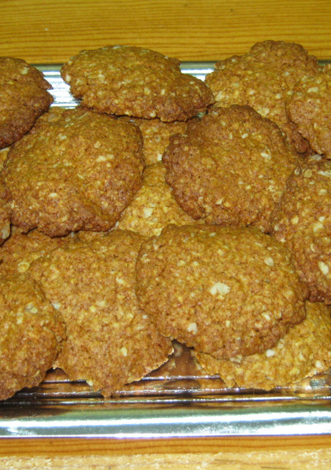 Una foto de Galletas integrales de avena y almendra. Apto para personas con diabetes