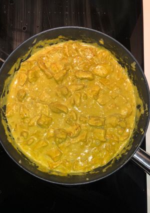 Une photo de Poulet au curry