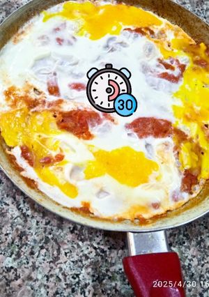 Une photo de Omelette aux tomates 🍅