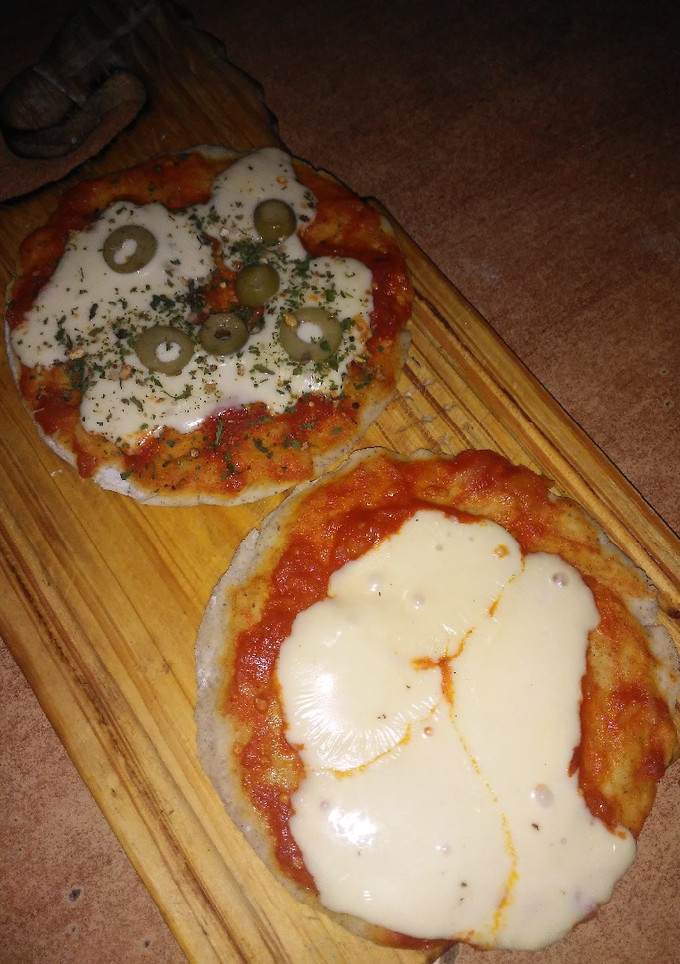 Una foto de Pizza sin gluten con harina de sorgo 🍕