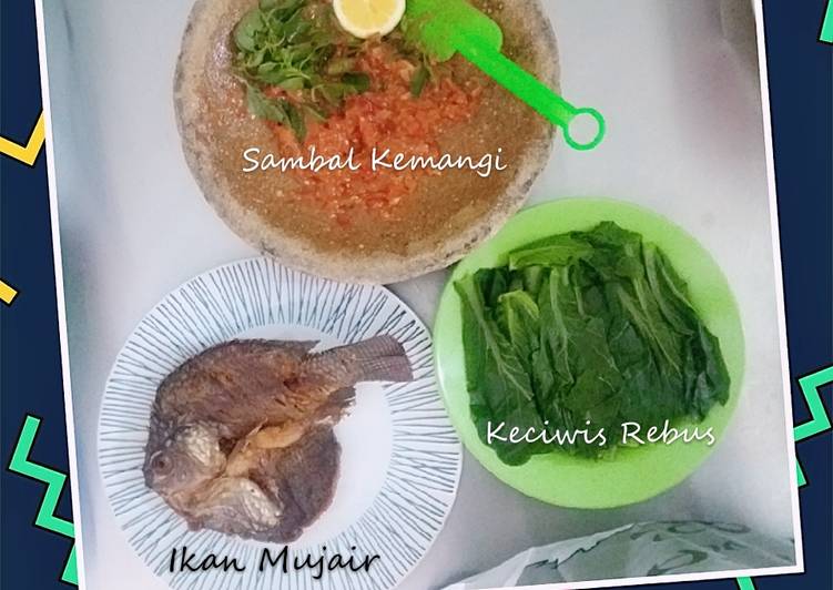 Cara meracik Ikan Mujair Goreng + Sambal kemangi Lezat