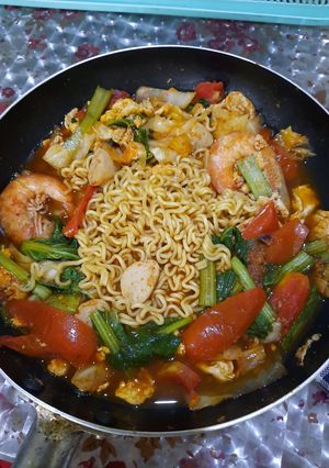 Foto resep Mie Nyemek Seafood