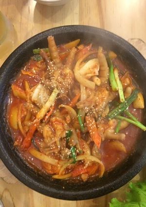 Hình của món Chân gà chua ngọt.