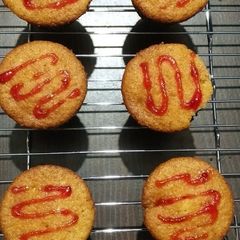 A picture of Eggless strawberry cupcakes.