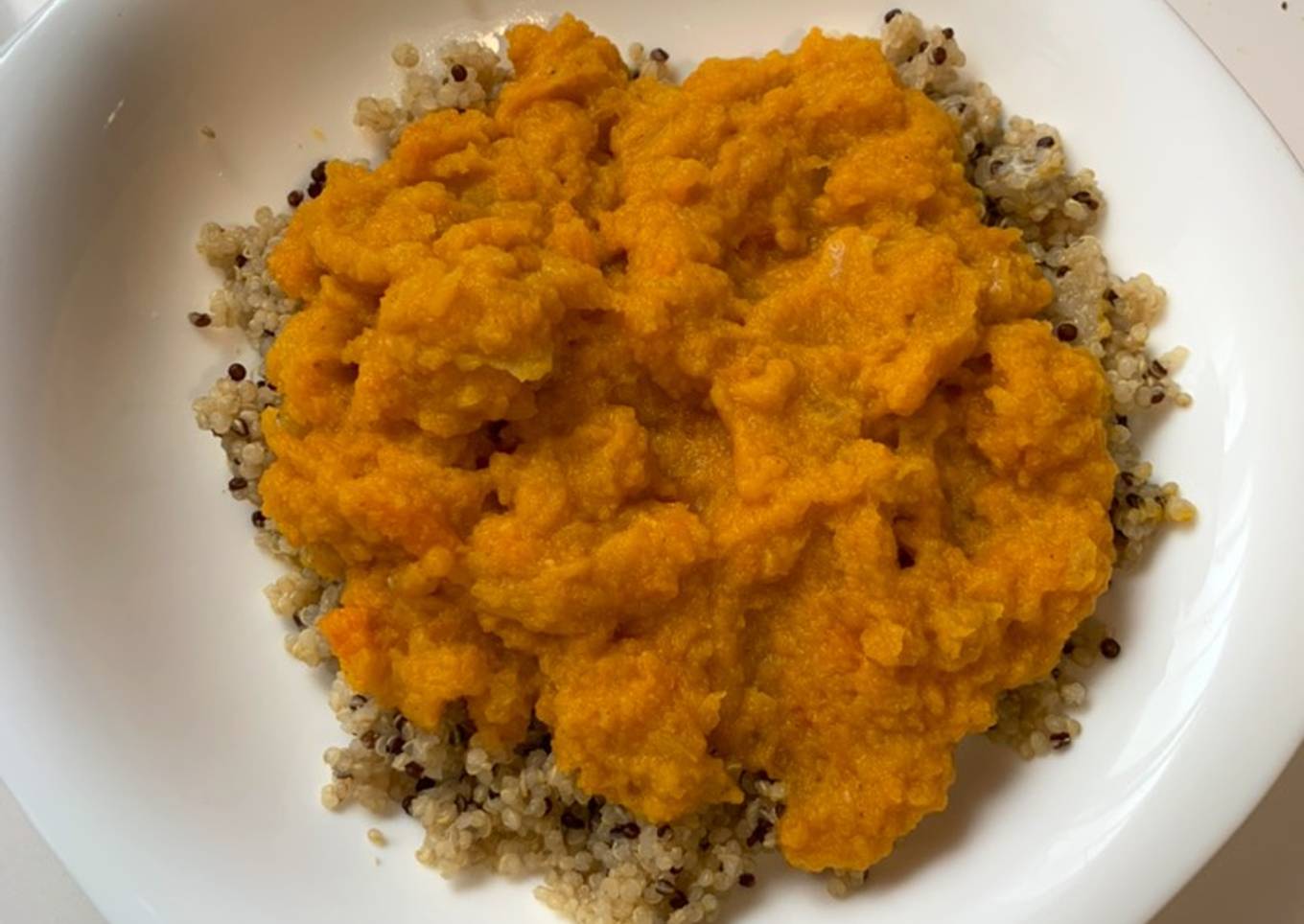 Salsa de zanahoria (para acompañar quinoa, pollo, albóndigas...)