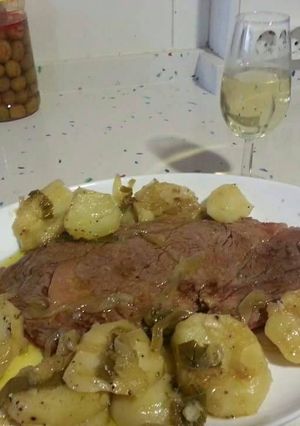 Foto principal de Entrecot con patatas panadera