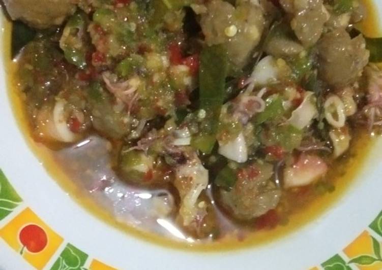 Langkah Mudah untuk Menyiapkan Cumi asin sambel ijo Anti Gagal