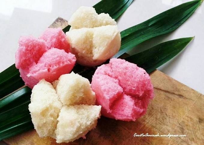 Resep Resep Kue Mangkok Tape Lembut dan Mekar oleh amirahbilqis - Cookpad