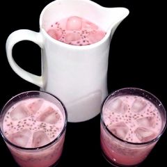 A picture of Doodh rooh afza with tukhm e balanga (Basil seed).