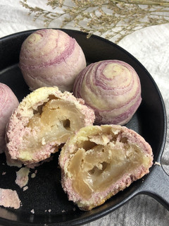 芋頭酥(外酥內嫩的螺旋千層芋頭麻糬酥) 的食譜成品照片