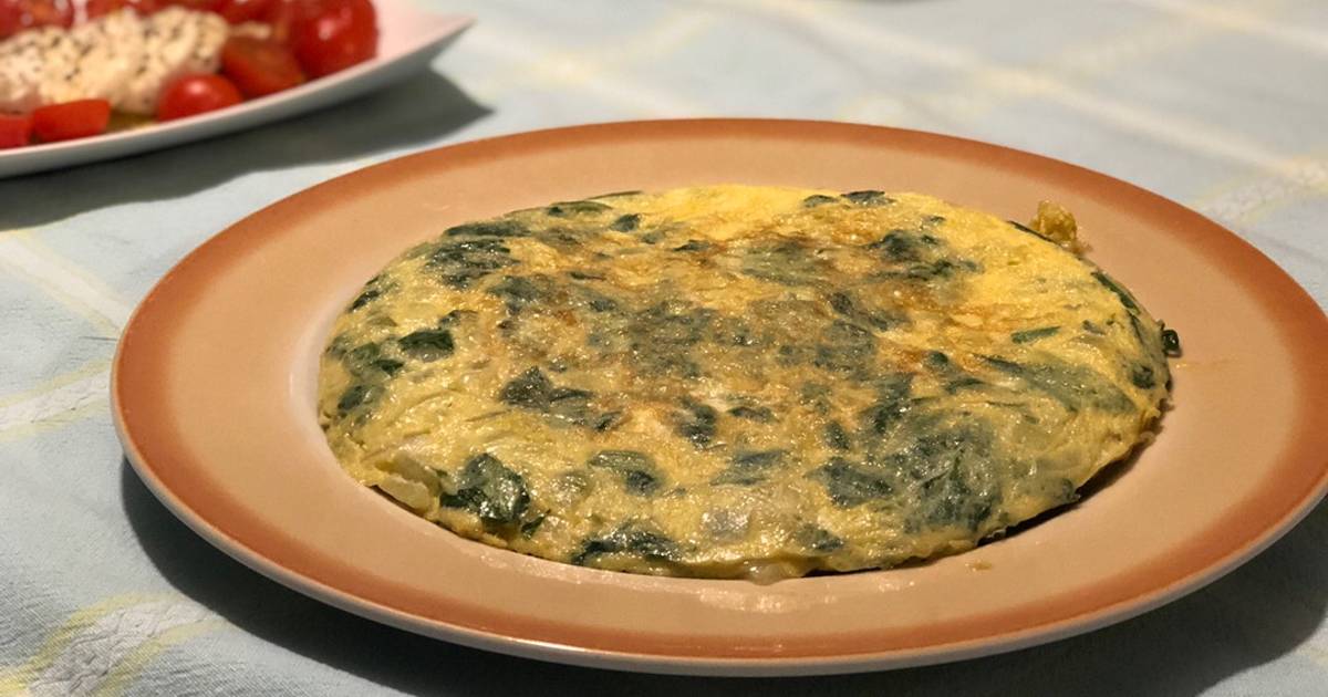 Tortilla de acelgas. Cena saludable Receta de Elena - Cookpad