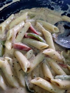 चीज़ पास्ता (Cheese Pasta recipe in Hindi) रेसिपी मुख्य फोटो