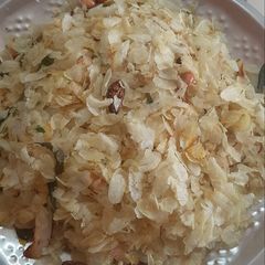 A picture of Poha chudwa.