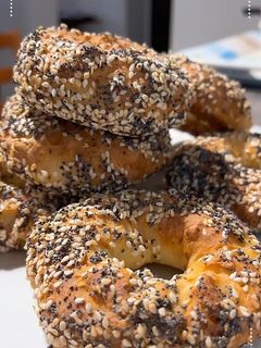 Φωτογραφία της συνταγής Bagel ψωμάκια με μόνο 2 υλικά 💥
