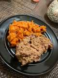 Chicharrón en salsa roja