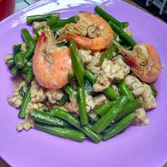 A picture of Tumis Buntem Udang.