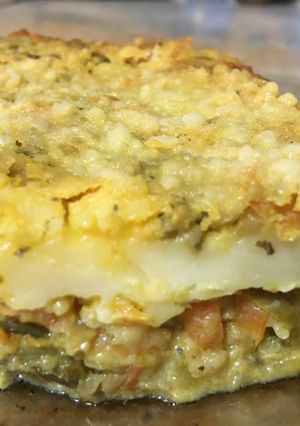 Una foto de Budín de verduras ralladas con relleno de queso y claras batidas