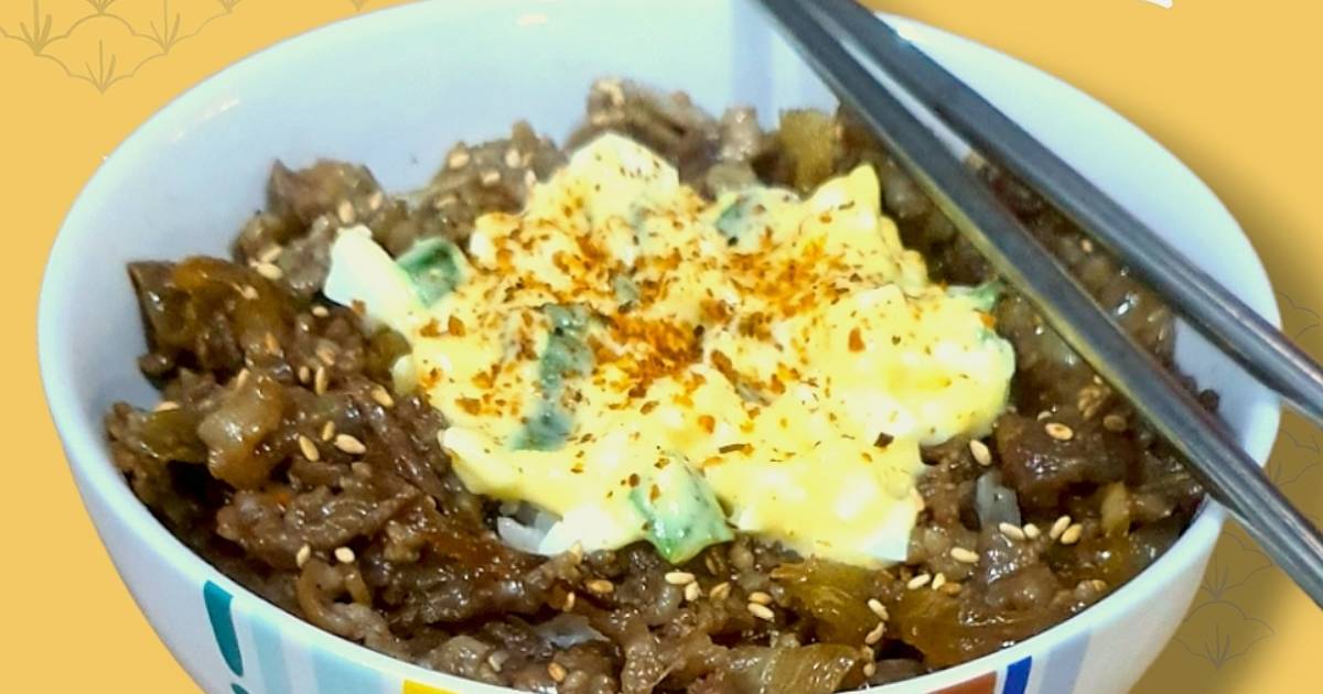 Resep Beef Bowl & Egg Mayo ala Yoshinoya 🧅🥓🥚 oleh Donna 🫶 Cookpad