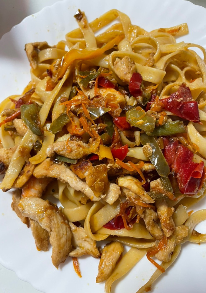 Una foto de Tallarines estilo Wok
