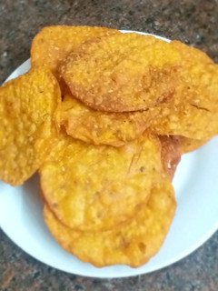 મસાલા ફરસી પૂરી (masala farsi puri) રેસીપી મુખ્ય ફોટો