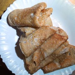 A picture of Cinammon pancakes.