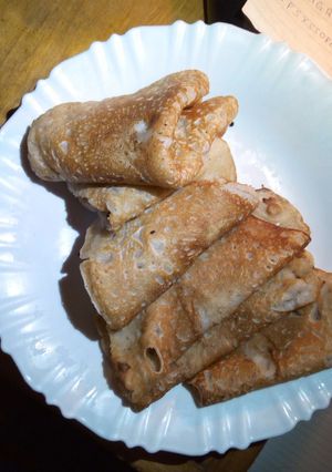 A picture of Cinammon pancakes.