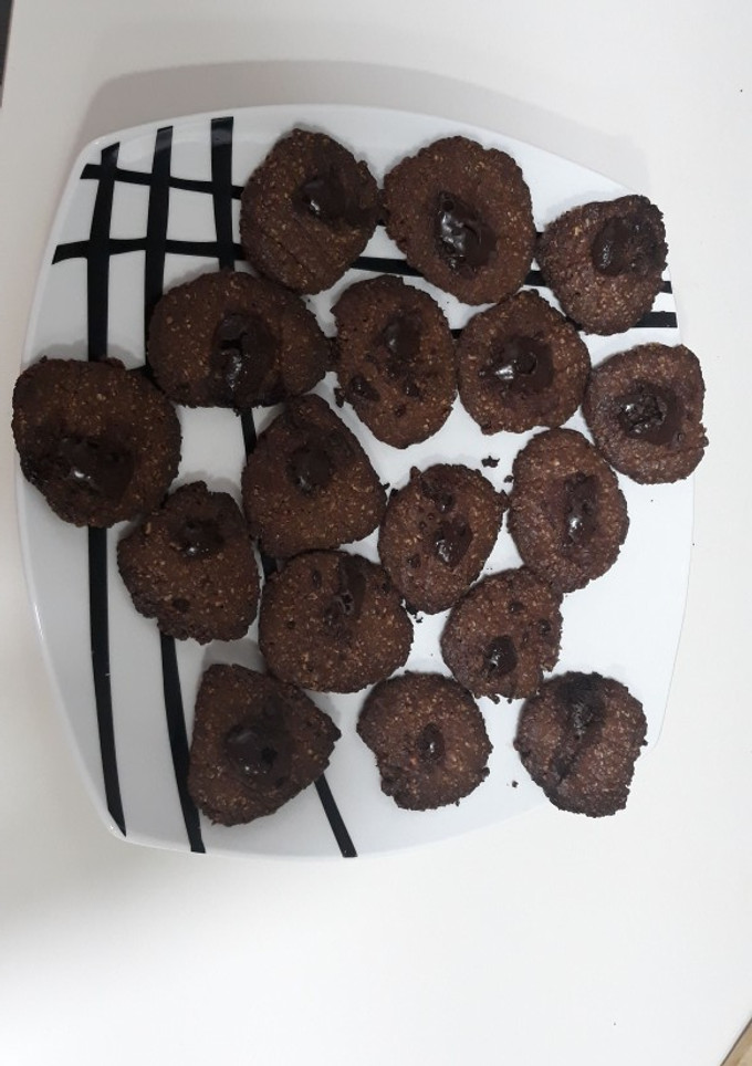 Una foto de Galletas de avena con chocolate