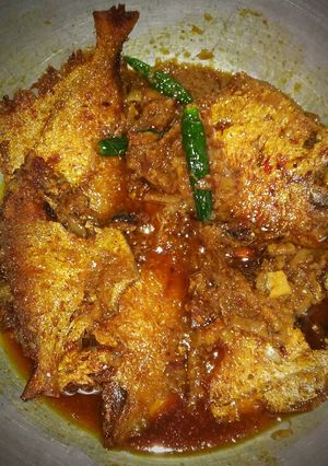 পমফ্রেট কারি(pomfret curry recipe in Bengali) রেসিপির প্রধান ছবি