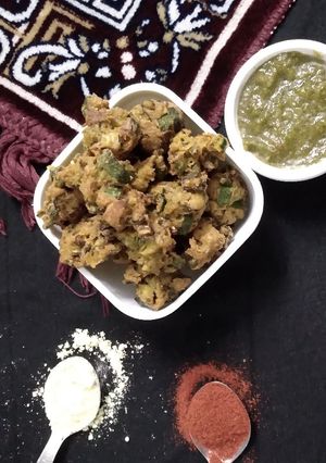 A picture of Crispy Bhindi pakora.