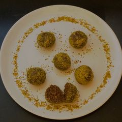 A picture of Matcha Dates Ladoo.