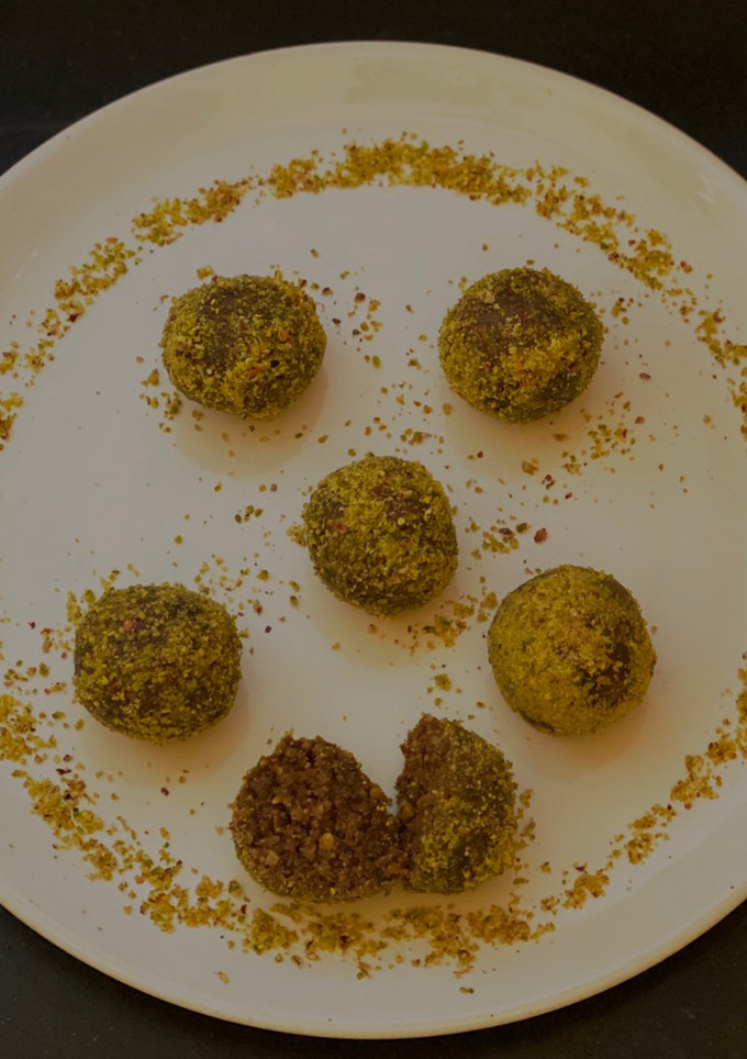 A picture of Matcha Dates Ladoo.