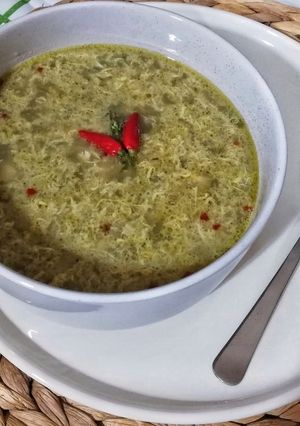 Foto di Zuppa di asparagi selvatici e uova, ricetta del riciclo 🌷